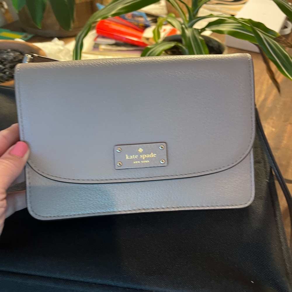 NWT. Kate Spade Cream - Gray Crossbody Bag with Flap Closure